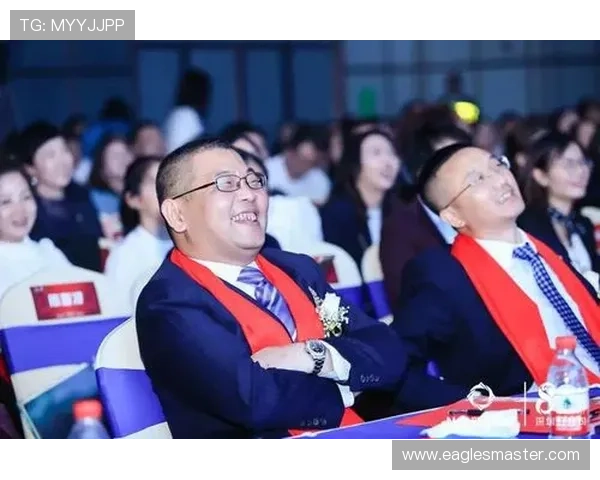 探索人物企业家成功之道：从创意到实践的跨越与挑战